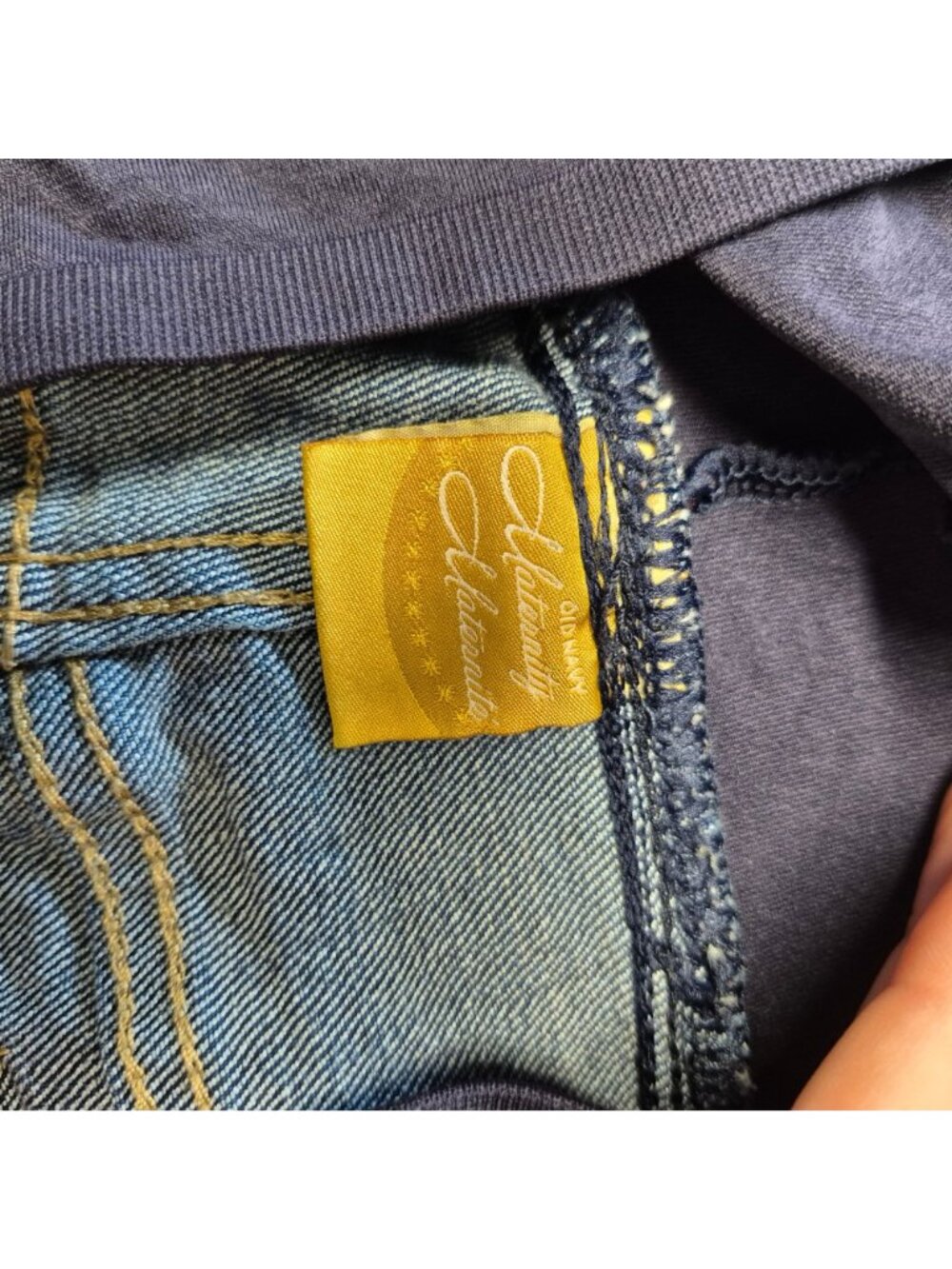 Old Navy Maternity Full Panel Denim Cropped Jeans Size 14 - Picture 6 of 7